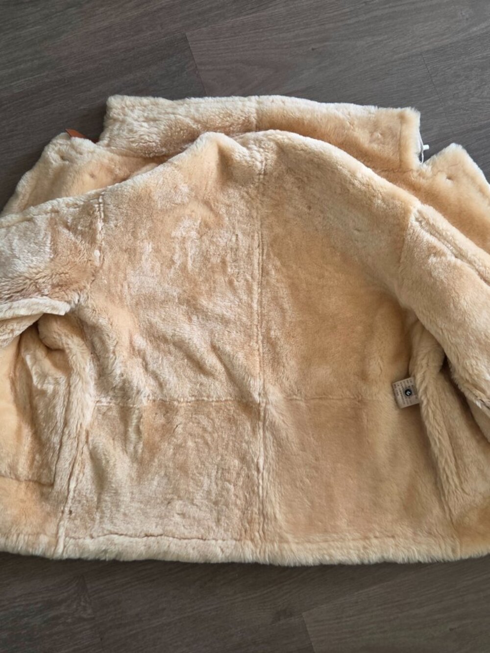 Brand new Genuine Shearling Lambskin Women’s Coat Ultra-Soft - Picture 8 of 10